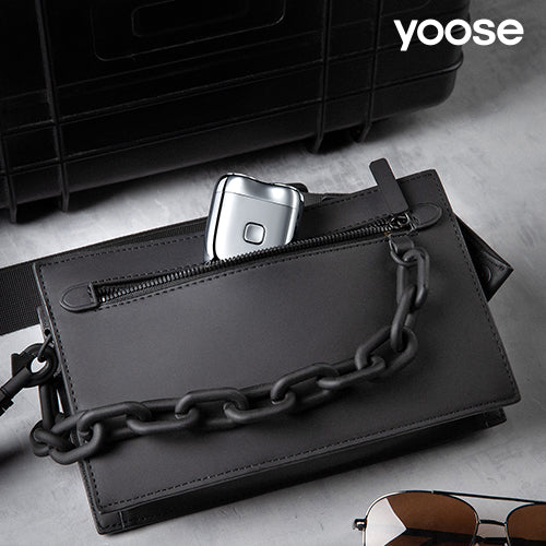 The Essential Travel Packing List for the Modern Gentleman: Ensuring Style and Grooming on the Go